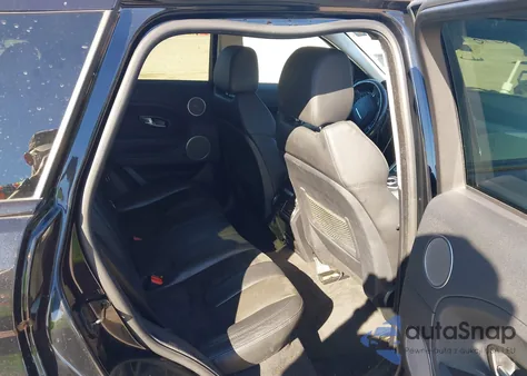 2015 Land Rover Range Rover Evoque Pure z USA, uszkodzony, nr VIN SALVN2BG9FH077806